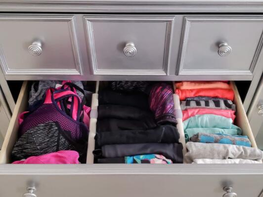 how to fold and organize yoga pants
