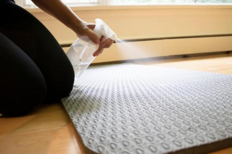 Can You Wash Your Yoga Mat in a Washing Machine
