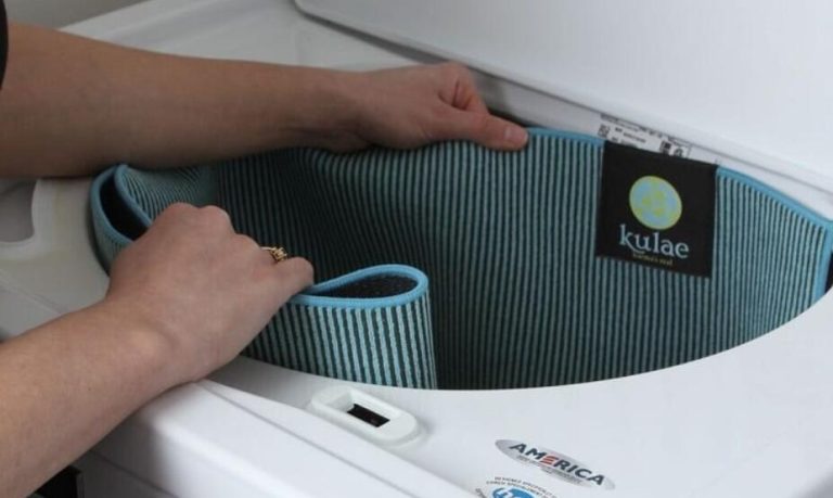 is it okay to wash yoga mat in washing machine